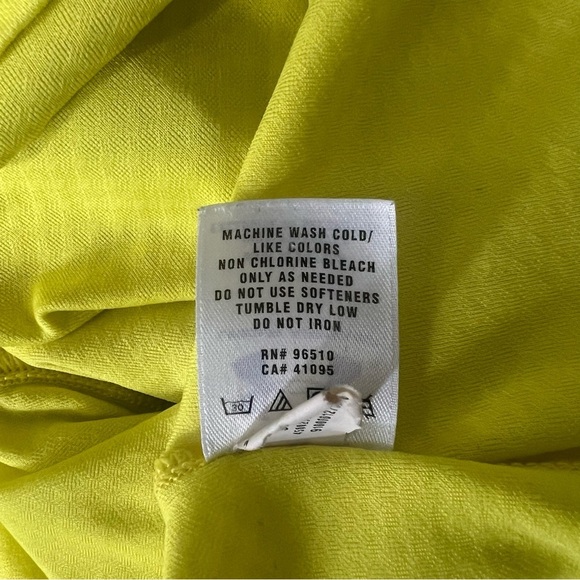 Under Armour Yellow Fitted Long Sleeve Polo - Picture 10 of 11